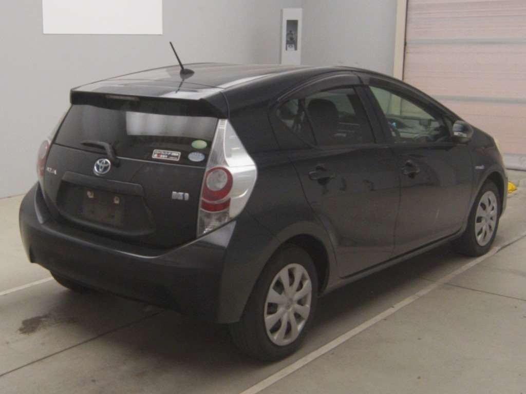 2013 Toyota Aqua