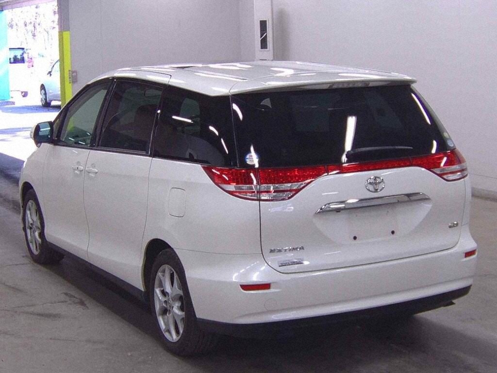 2006 Toyota Estima