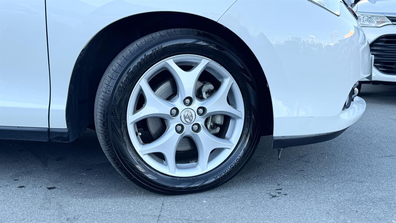 2006 Toyota Estima