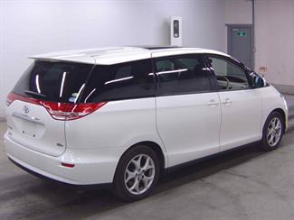 2006 Toyota Estima - Thumbnail