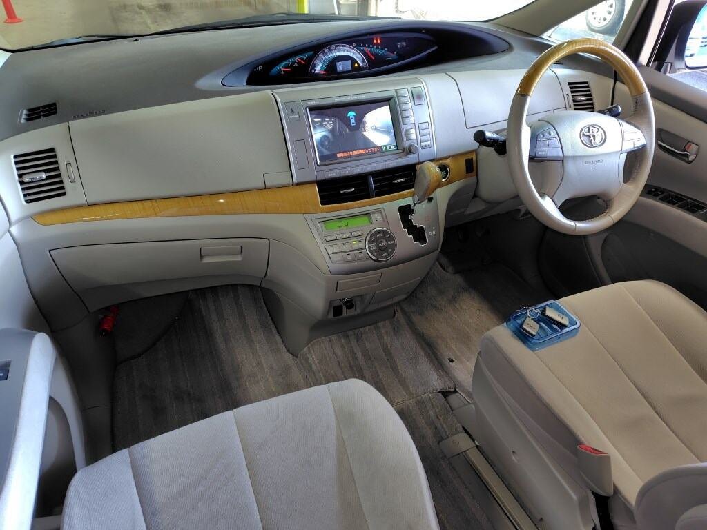 2006 Toyota Estima