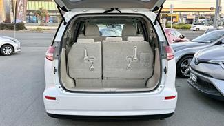 2006 Toyota Estima - Thumbnail