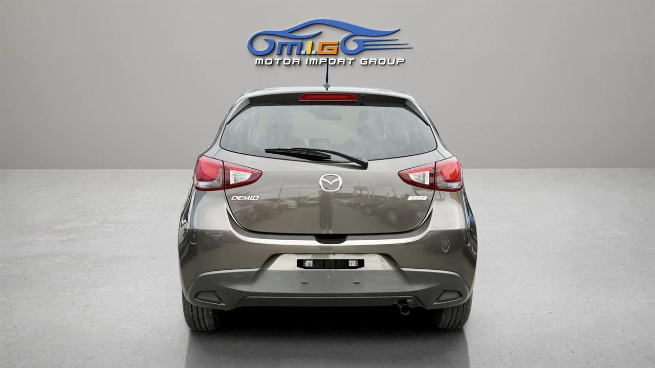 2014 Mazda Demio
