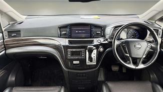 2017 Nissan Elgrand - Thumbnail