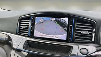 2017 Nissan Elgrand - Thumbnail