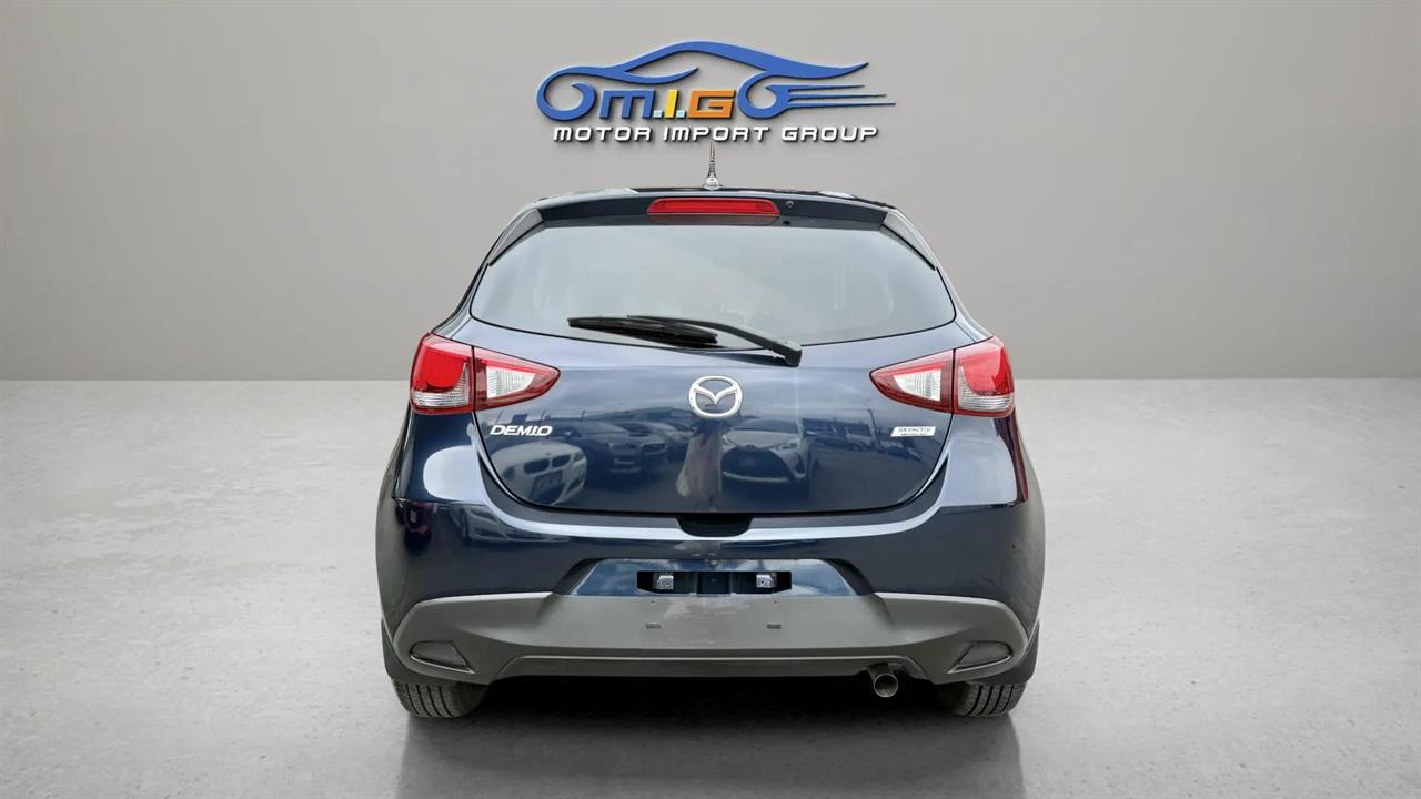 2015 Mazda Demio