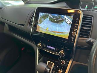 2016 Nissan Serena - Thumbnail