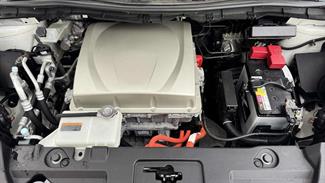 2017 Nissan Leaf - Thumbnail