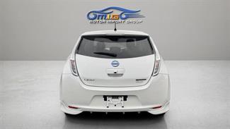 2017 Nissan Leaf - Thumbnail