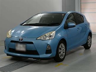 2012 Toyota Aqua - Thumbnail