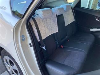 2014 Toyota Prius - Thumbnail