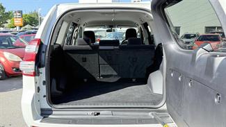 2016 Toyota Land Cruiser Prado - Thumbnail