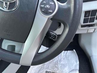 2012 Toyota Prius - Thumbnail