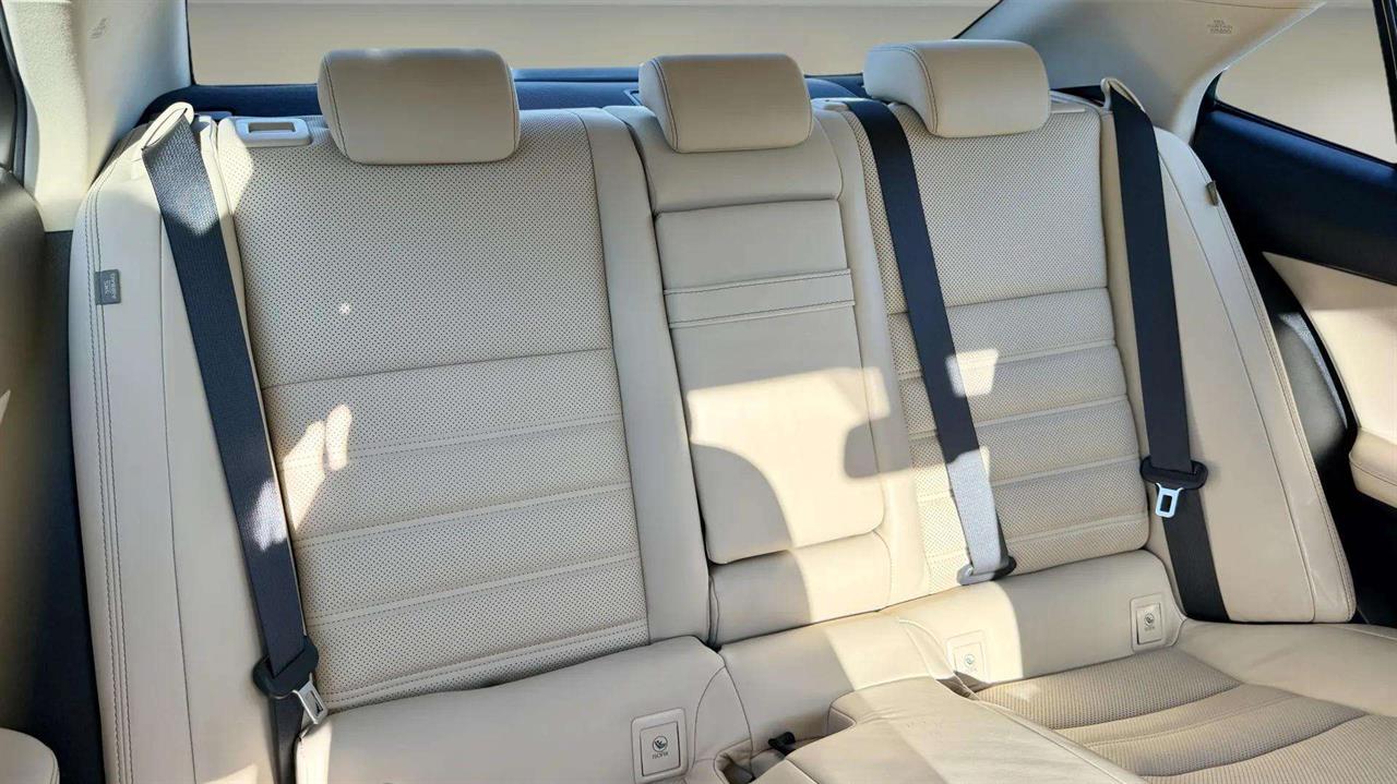 2016 Lexus IS 200t