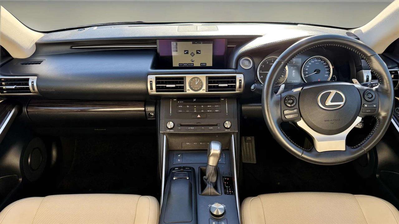 2016 Lexus IS 200t