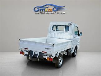 2024 Daihatsu Hijet - Thumbnail