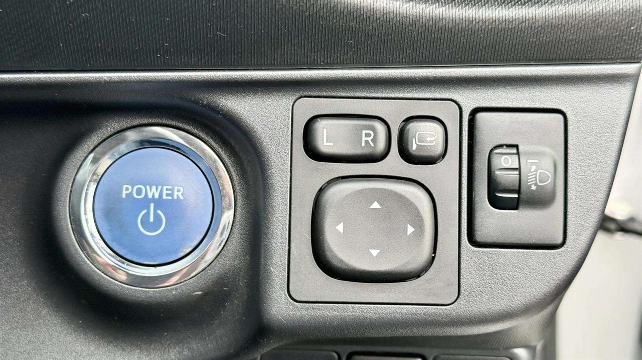 2015 Toyota Aqua