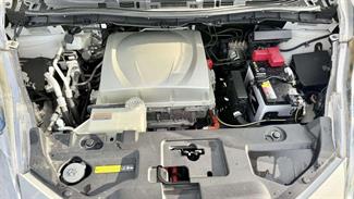 2016 Nissan Leaf - Thumbnail