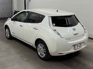 2016 Nissan Leaf - Thumbnail