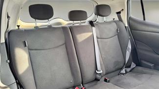 2016 Nissan Leaf - Thumbnail