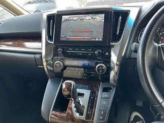 2020 Toyota Alphard - Thumbnail