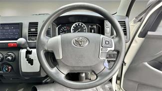 2021 Toyota Hiace - Thumbnail