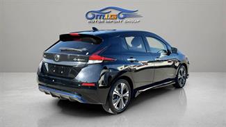 2020 Nissan Leaf - Thumbnail