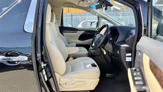2022 Toyota Alphard - Thumbnail