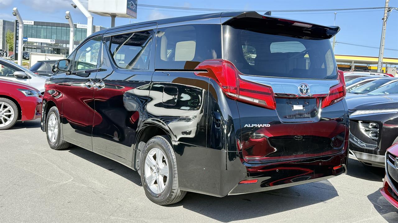 2022 Toyota Alphard