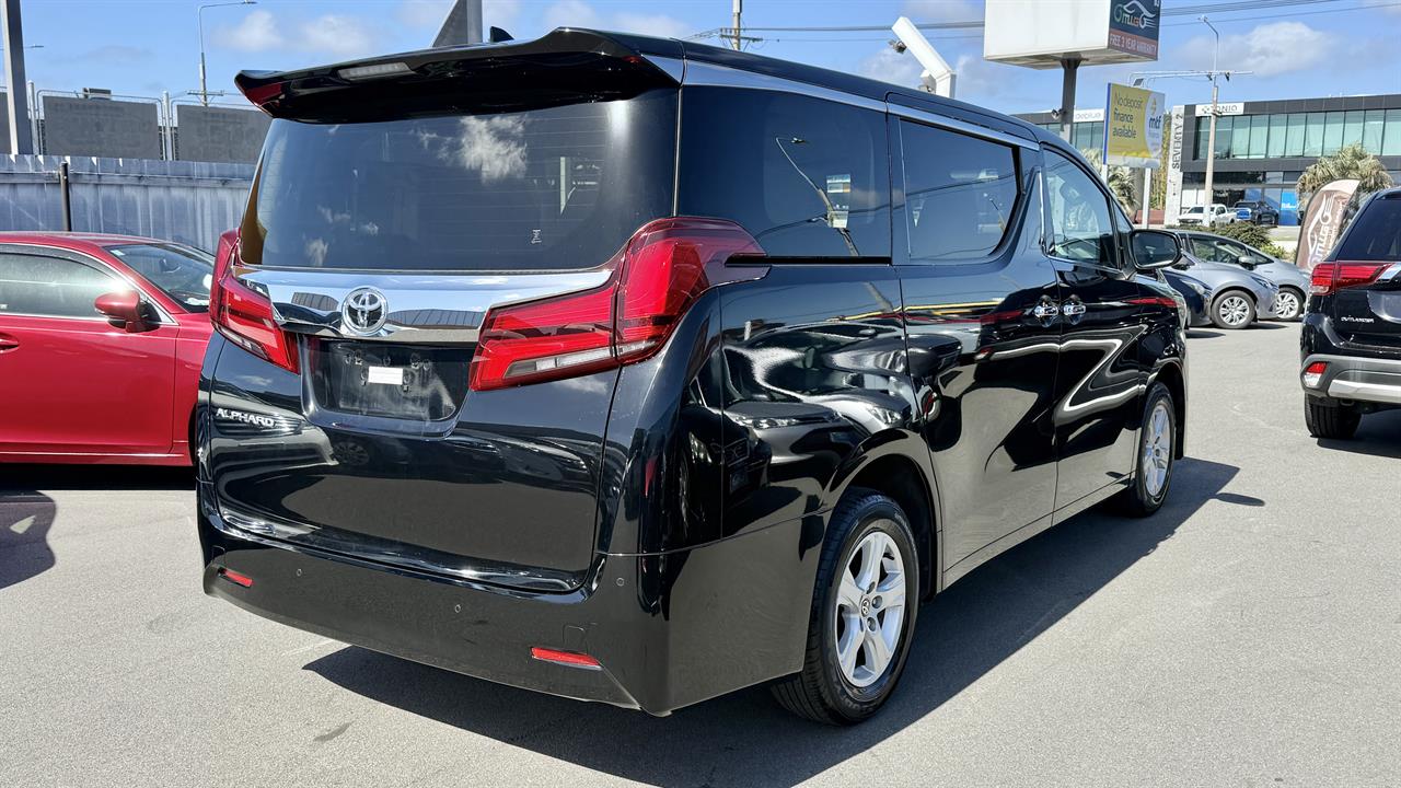 2022 Toyota Alphard
