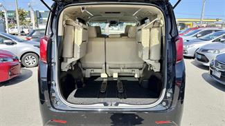 2022 Toyota Alphard - Thumbnail