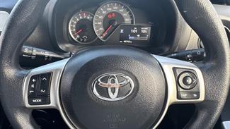 2015 Toyota Vitz - Thumbnail
