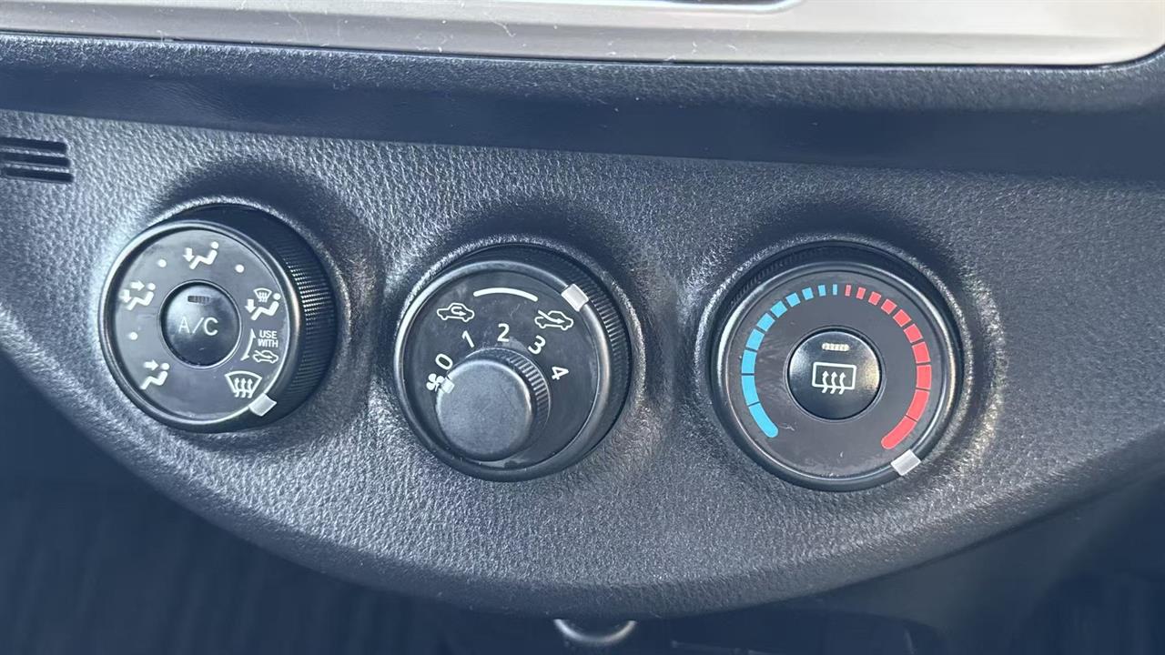 2015 Toyota Vitz