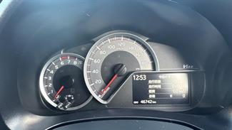 2015 Toyota Vitz - Thumbnail