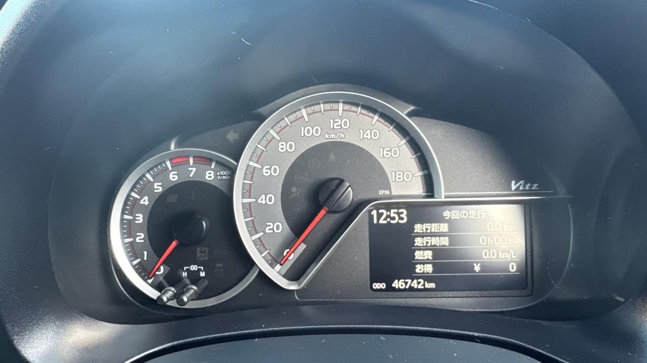 2015 Toyota Vitz