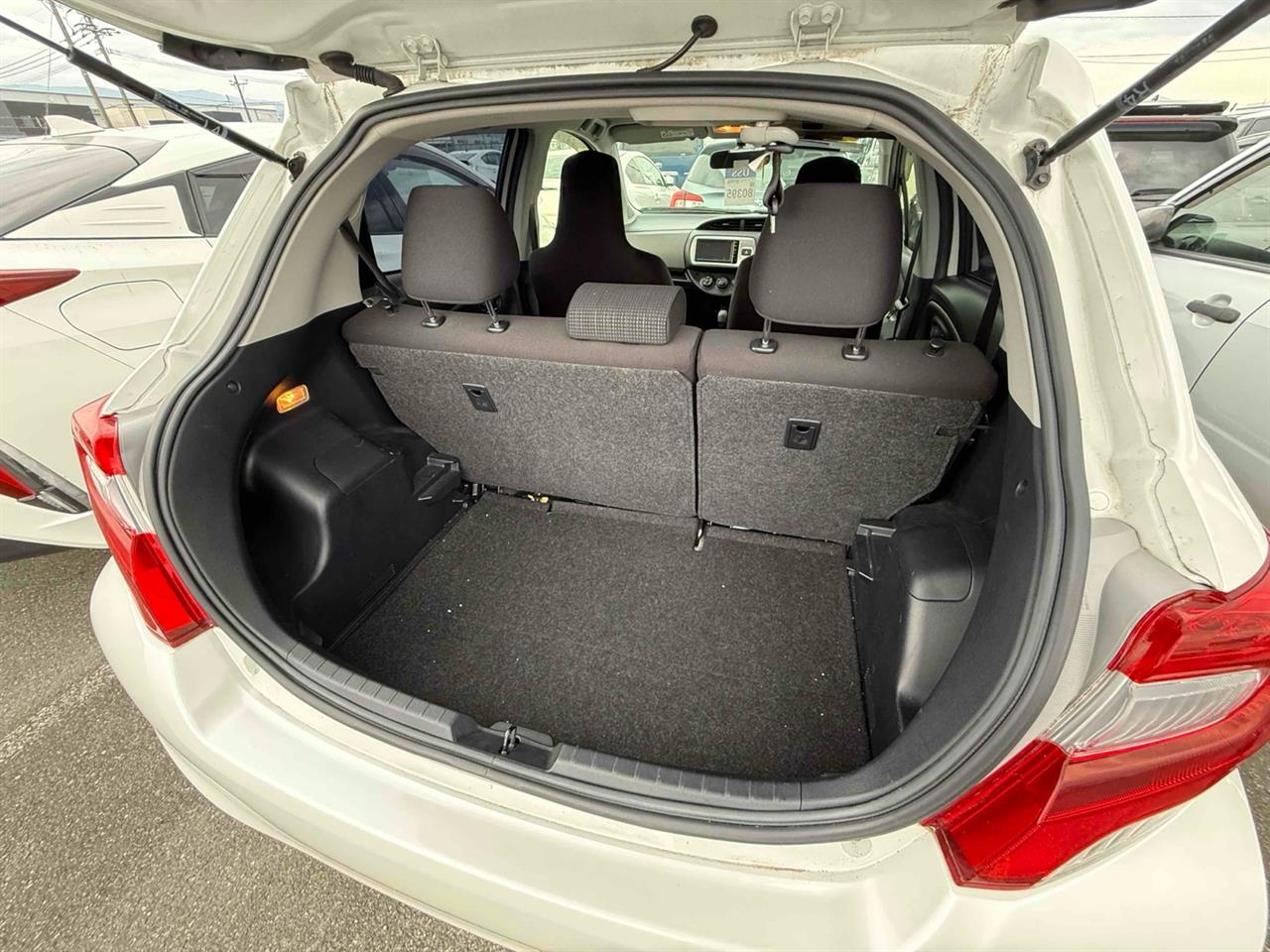 2015 Toyota Vitz