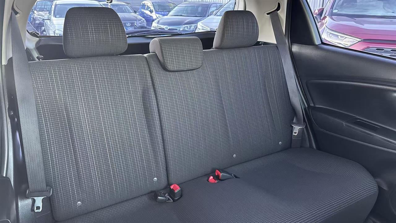 2015 Toyota Vitz
