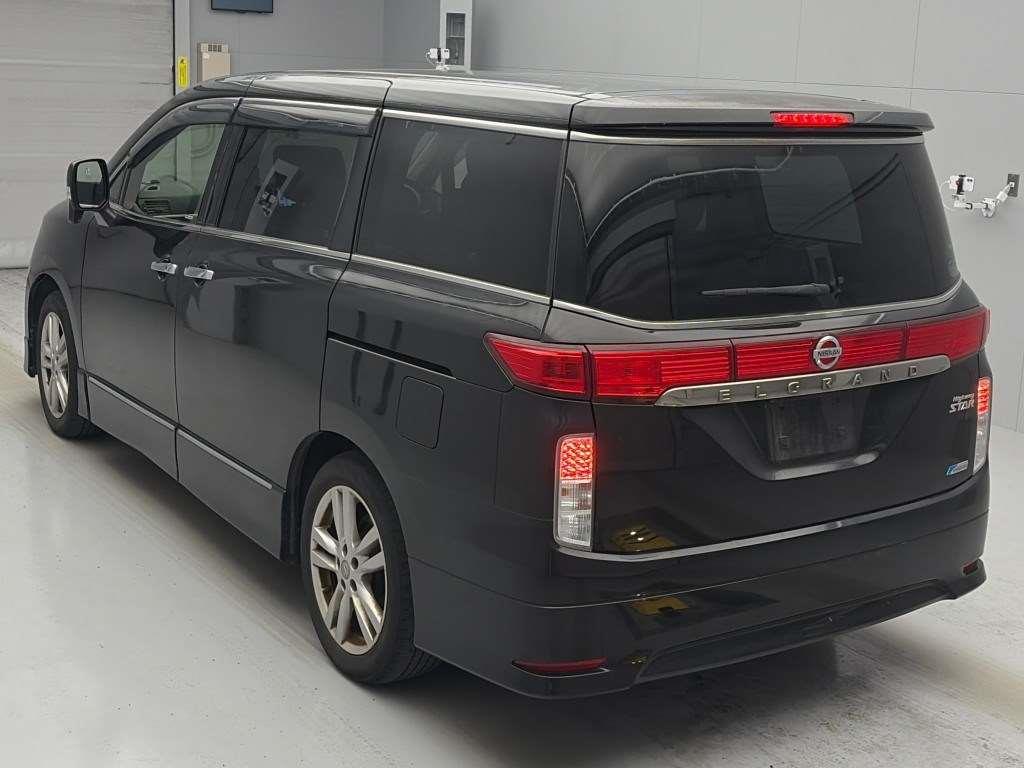 2013 Nissan Elgrand