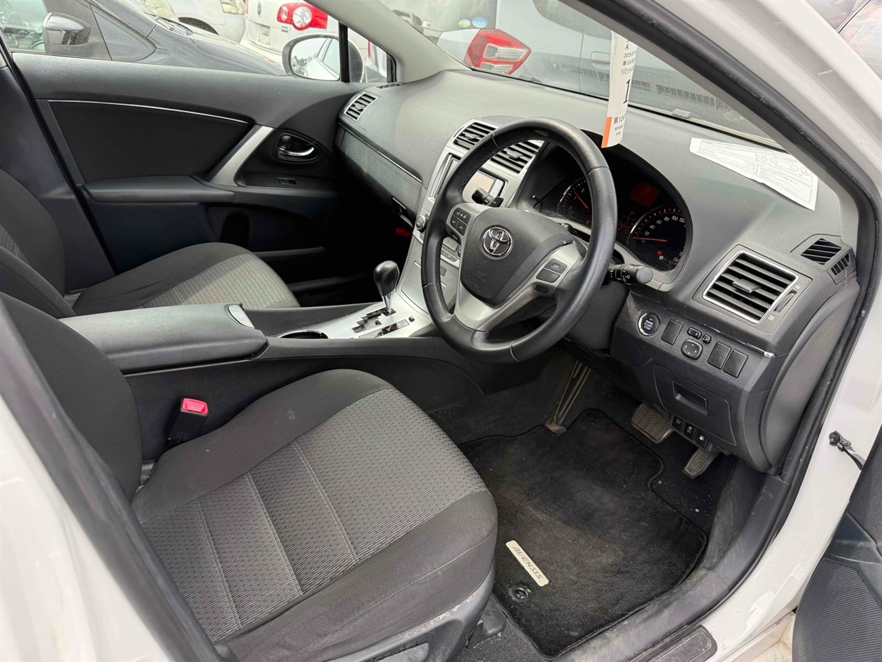 2012 Toyota Avensis