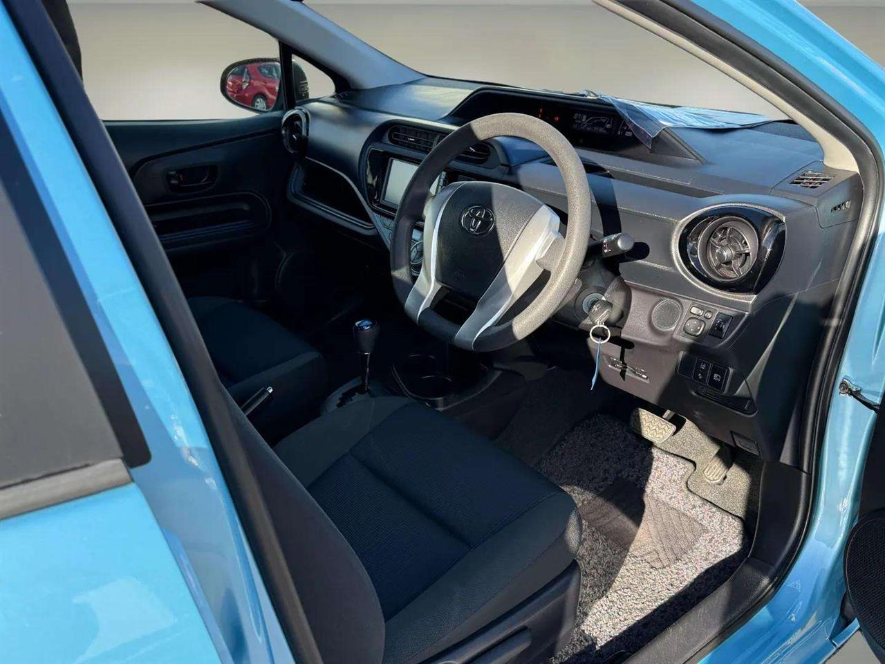 2016 Toyota Aqua