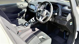 2020 Nissan Leaf - Thumbnail