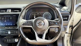 2020 Nissan Leaf - Thumbnail