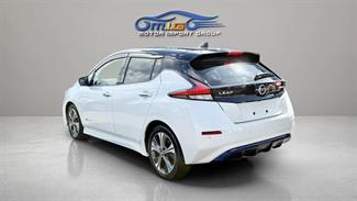2020 Nissan Leaf - Thumbnail