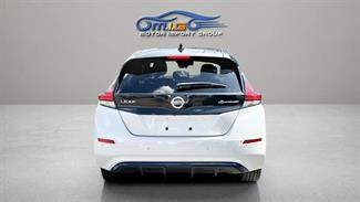 2020 Nissan Leaf - Thumbnail