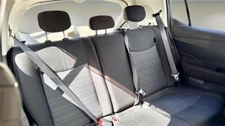 2020 Nissan Leaf - Thumbnail