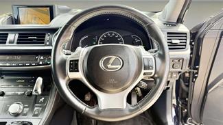 2012 Lexus CT200H - Thumbnail