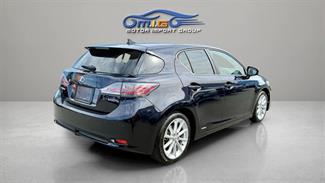 2012 Lexus CT200H - Thumbnail
