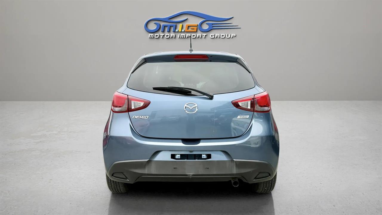 2015 Mazda Demio