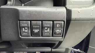 2013 Mazda Premacy - Thumbnail