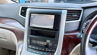 2009 Toyota Vellfire - Thumbnail
